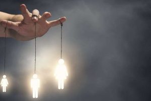 Προφυλάσσοντας τον εαυτό μας από την χειραγώγηση των άλλων… Προφυλάσσοντας τον εαυτό μας από την χειραγώγηση των άλλων…